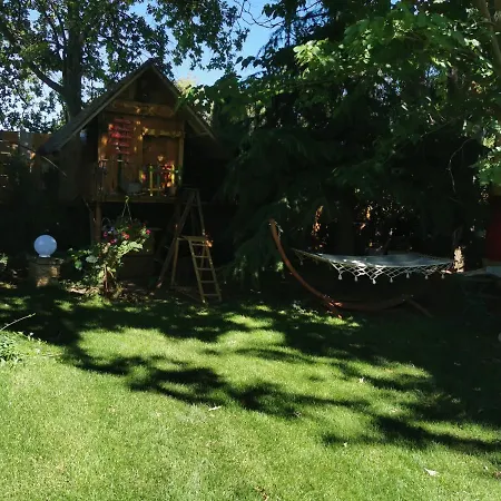 Appartement Roulotte Hope-le Jardin De Mia *